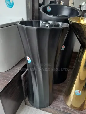 Black Free Standing Bathroom or Dinning Basin