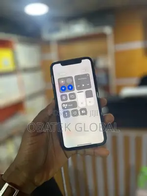 Apple iPhone XR 64 GB Black