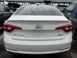 Hyundai Sonata Limited 2.0T 4dr Sedan (2.0L 4cyl Turbo 6A) 2015 White