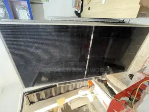 Solar Energy Trina Panels 156 Cell 700watts