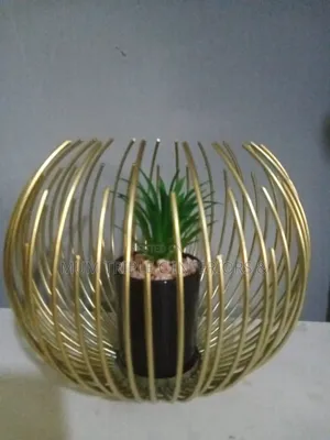 Quality Flower And Case (Buy Wholesale Pay Less For More)