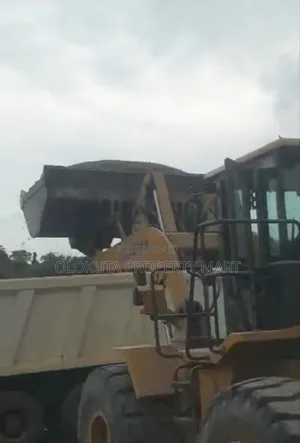 Granite With Howo Truck