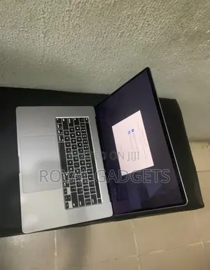 Laptop Apple MacBook Pro 2019 16GB Intel Core i9 SSD 1T