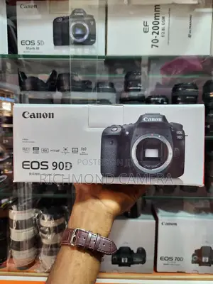 Canon 90d With 18-135mm Lens