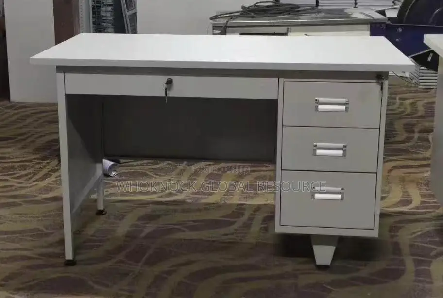 Metal Table 1.2 Meter