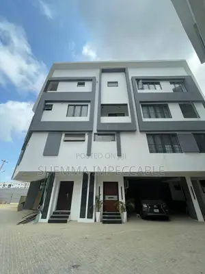 5bdrm Townhouse/Terrace in Richmond Pearl, Lekki Phase 1 for sale