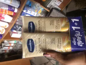 Vaseline Gluta Hya