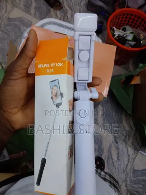 R15 Selfie Stick,