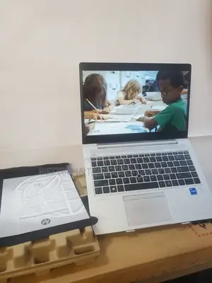 New Laptop HP EliteBook 8740W 16GB Intel Core i5 SSD 256GB
