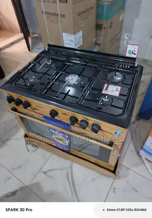 Freestanding Maxi Gas Cooker With Oven – Durable Design