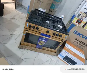 Big 5 Burner Gas Cooker + Full-size Oven - Wooden Finish