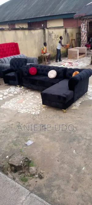 Beautiful New Design L Shaped Fabric Chair