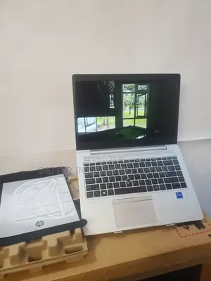 New Laptop HP EliteBook 8770W 16GB Intel Core I5 SSD 256GB