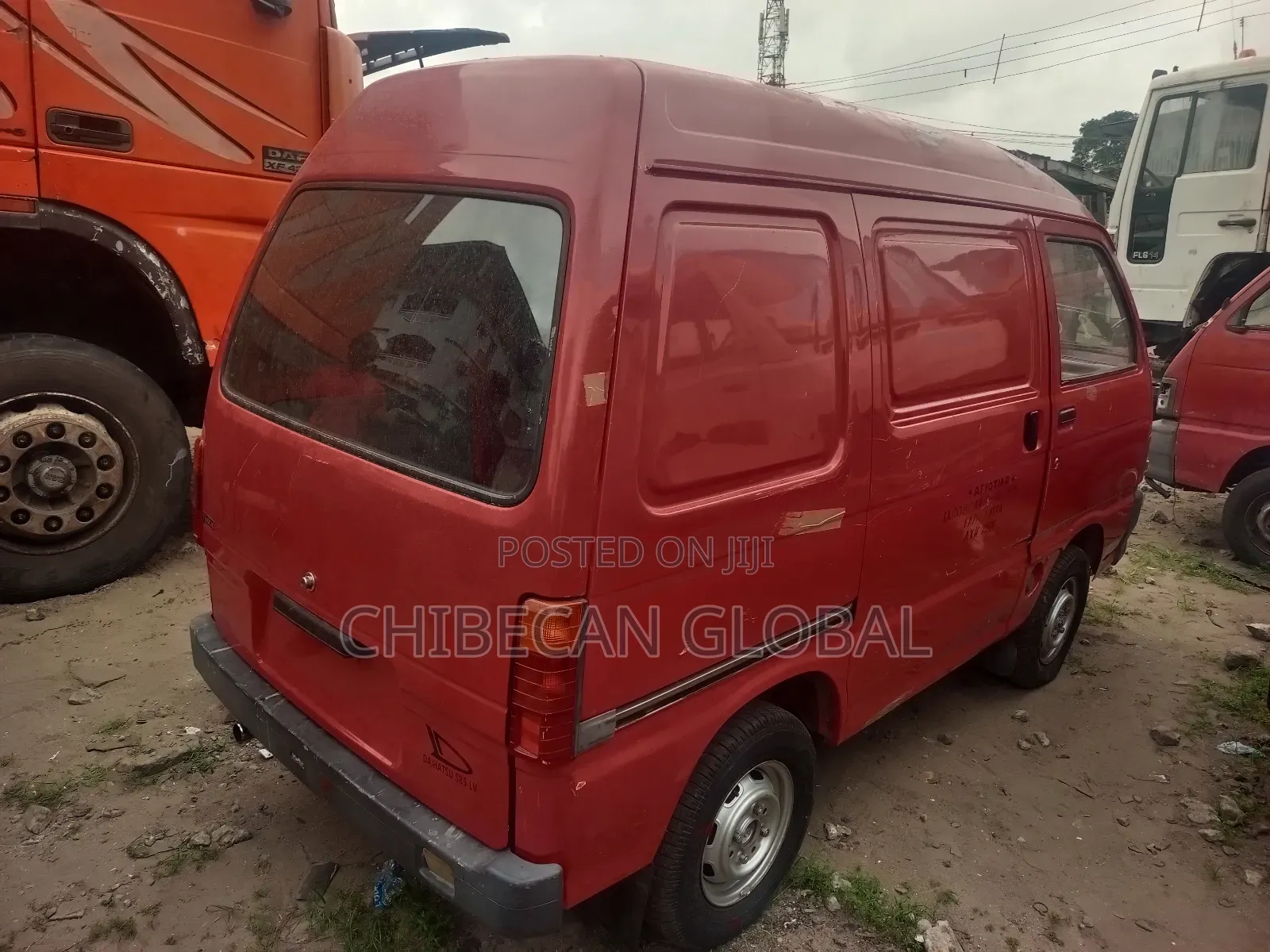 Bus 2002 Red