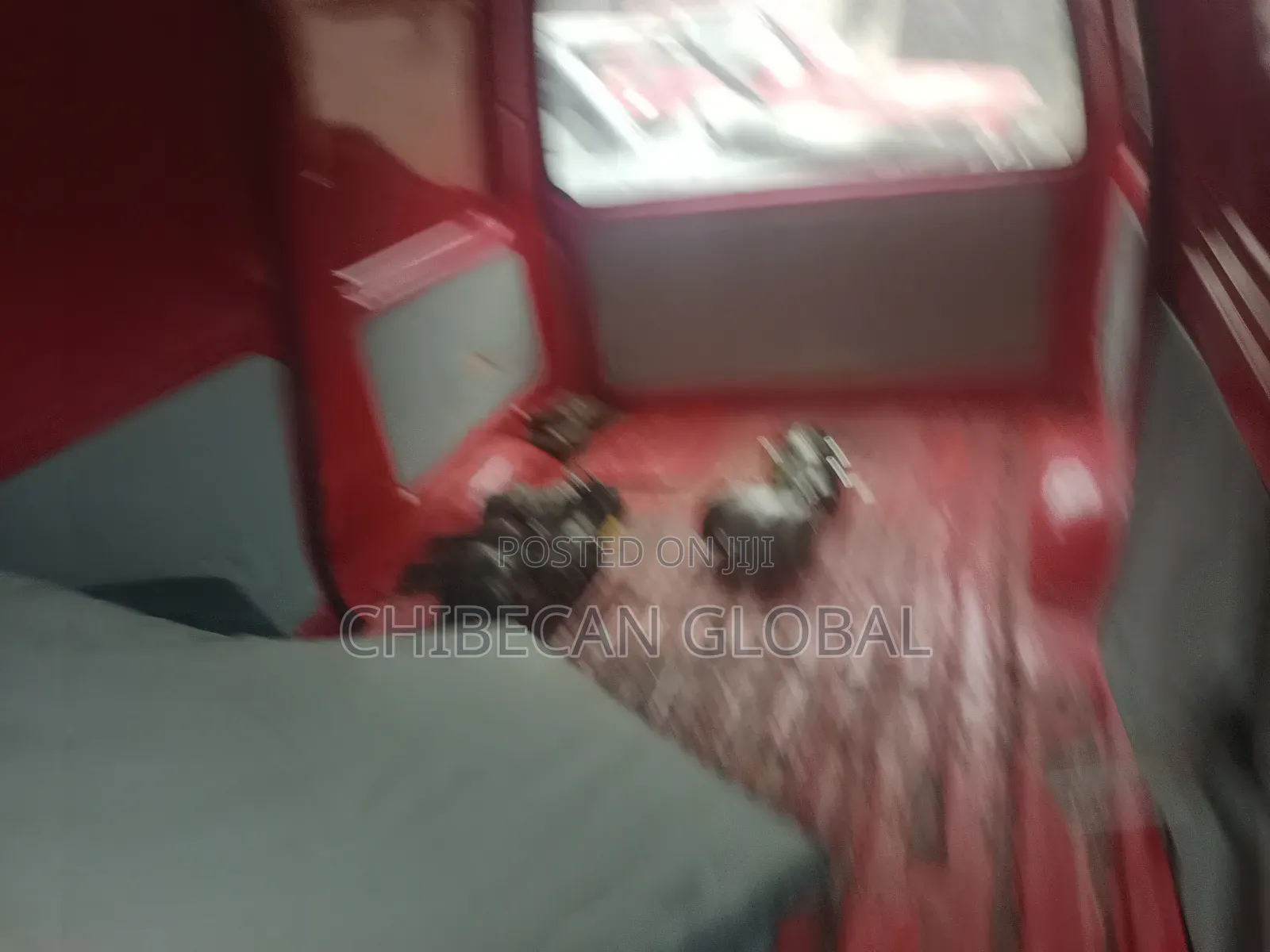 Bus 2002 Red