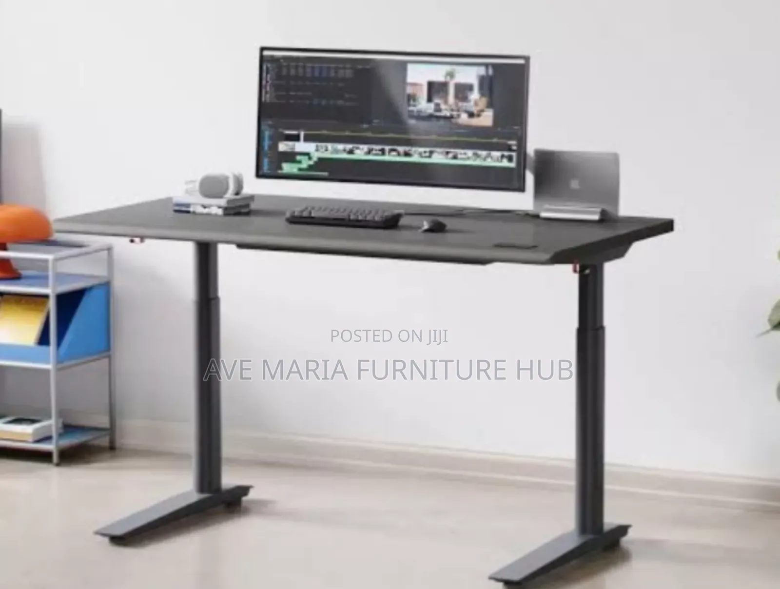 Motorised Height Adjustable Gaming Table.