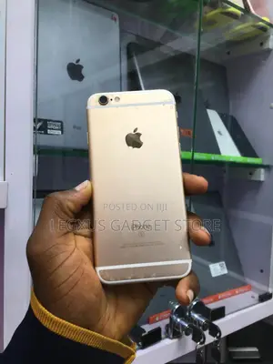 Apple iPhone 6s 32 GB Gold