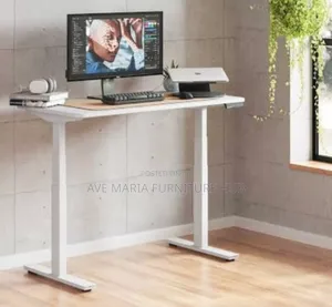 Sit-Stand Electric Gaming Table.