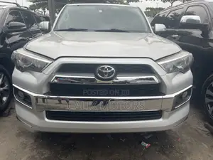 Toyota 4-Runner 2013 Silver