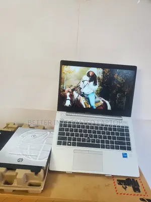 New Laptop HP EliteBook 735 G5 16GB Intel Core I5 SSD 256GB