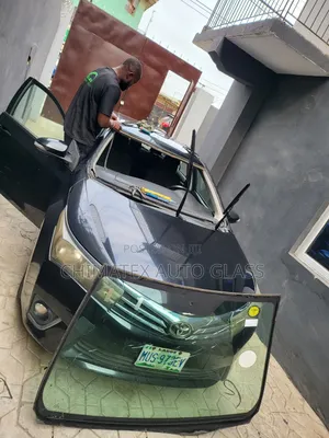 Toyota Corolla 2014 Windscreen Glass Available