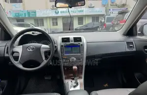 Toyota Corolla 2011 Gray