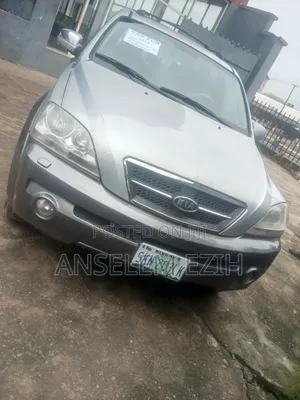 Kia Sorento 2008 Silver