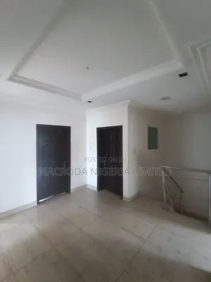 5bdrm Duplex in Ikeja for rent