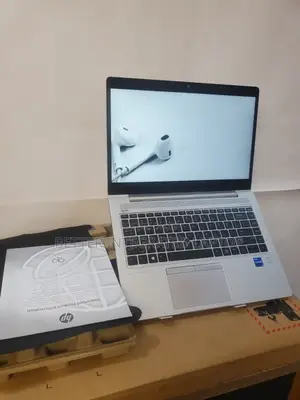 New Laptop HP ProBook 440 G4 8GB Intel Core i5 SSD 256GB