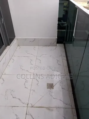 3bdrm Duplex in Chevron for rent