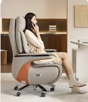 Executive Office Desk Chair, Recliner.