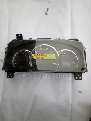 Speedometer: Camry 2012