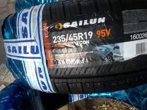 235 45 R19 Sailun
