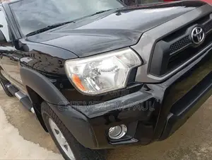 Toyota Tacoma 4dr Double Cab 2016 Black