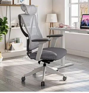 Casual Office Desk Chair. Adjustable Backrest.