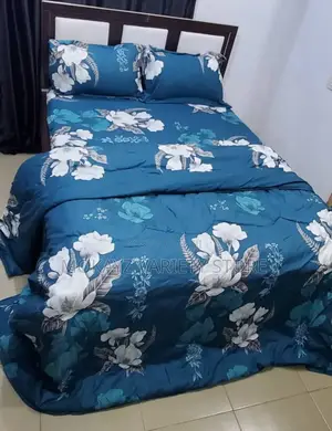 Bold Flowery Bedding Set (6by6)