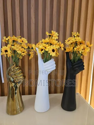 Unique Creative Thumbs Ceramic Vase