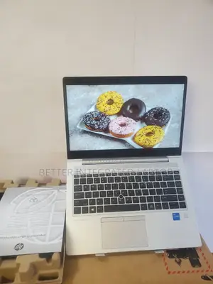 New Laptop HP EliteBook 740 G2 8GB Intel Core i5 SSD 256GB