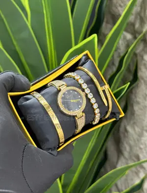 High Quality Luxury Female Wristband