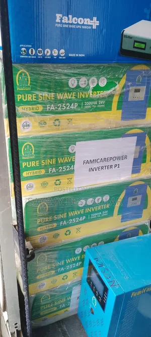 2.5kva 24v Famicarepower Hybrid Inverter Pure Sine Wave Avai