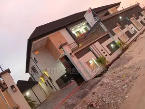 4 Bedroom Duplex