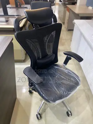 High Quality Foreign Design Office Swivel Chair Black