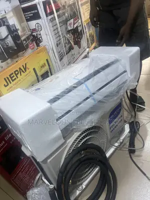Brand New Polystar 1:5hp Dual Inverter 70% Air Conditioner