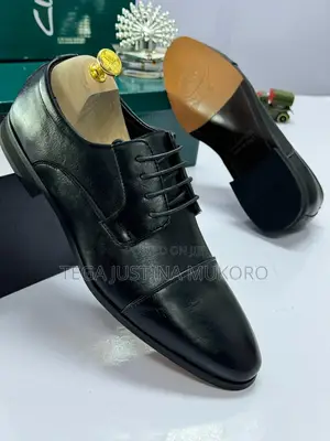 Clark's Men Pointed Toe Flat Shoes
