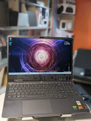 Laptop Lenovo LOQ 15ARP9 16GB AMD Ryzen 7 SSD 500GB