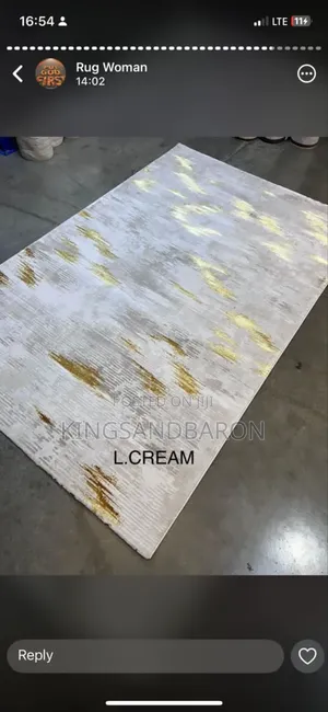 7x10feets Cream and Gold Turkey Qucenter Rug(4×4fts,5x7fts)