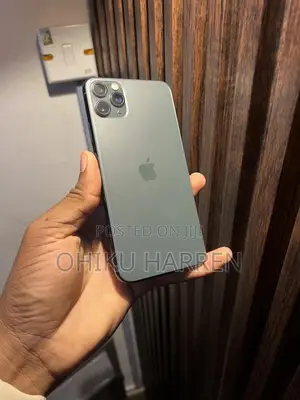 Apple iPhone 11 Pro Max 64 GB Green