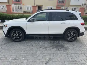 Mercedes-Benz GLB-Class 2021 White