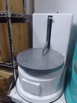 Commercial Cake Plastering Machine