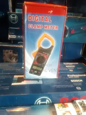 Digital Clamp Meter